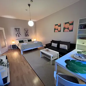 Apartment & Boardinghouse Friedrichshain-kreuzberg, Berlin