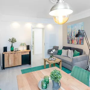 Apartment The Lachmann Vh, 2br One Living Up To 6 People, Berlin
